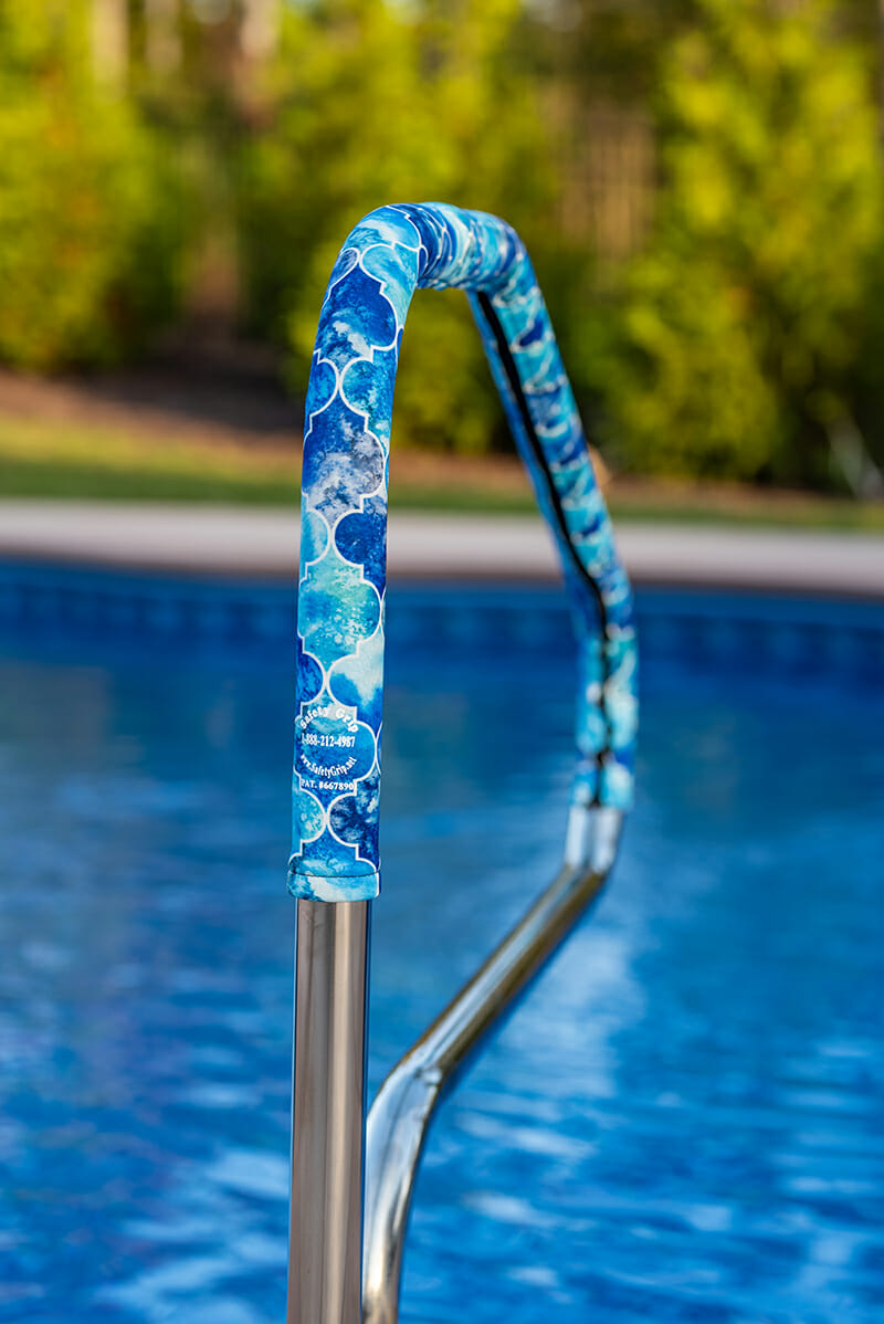 Swimming Pool Hand Rail Cover Neoprene Zippered Ladder Anti Slip Sleeve Rail Grip Cover for Swim Pool Ladder Niktule Pool Handle Covers Zipper 
